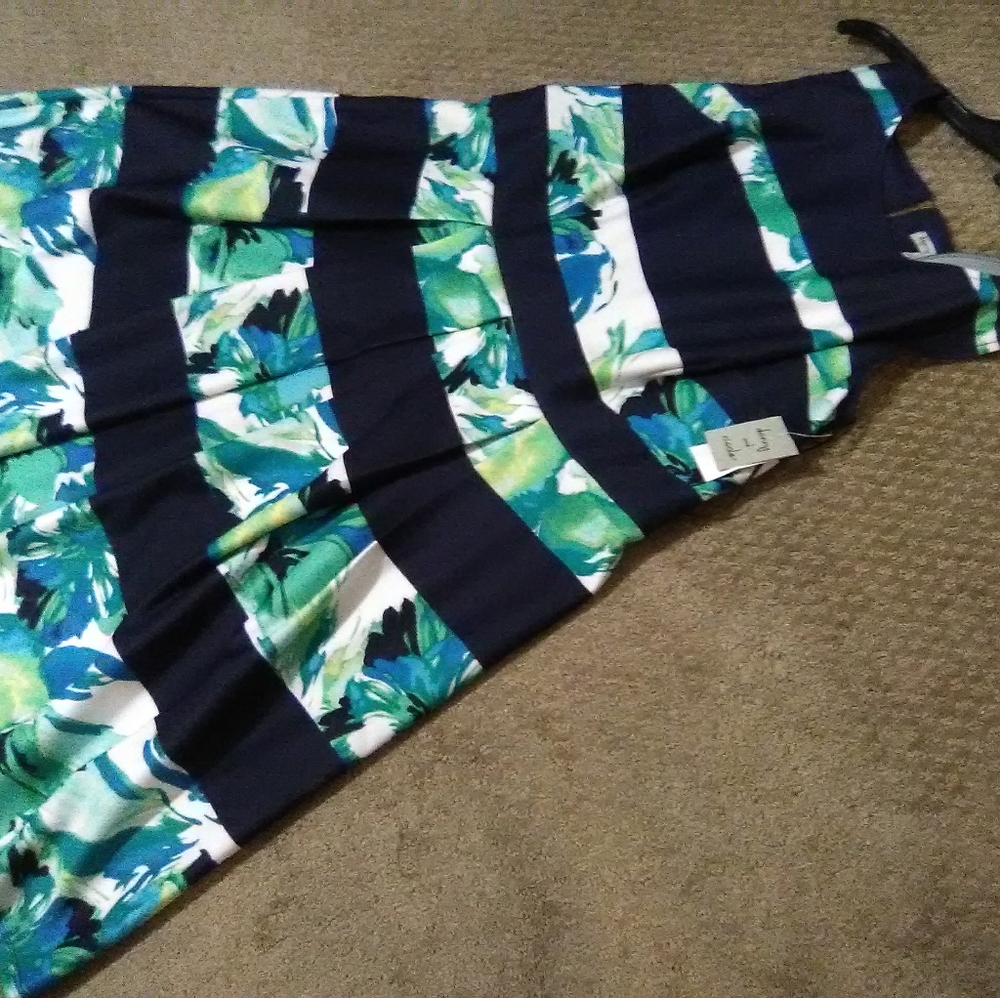 Dress. Size 14w.